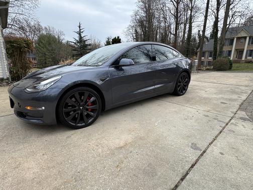 2020 Tesla Model 3 Performance