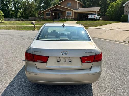2009 Hyundai SONATA GLS
