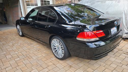 2008 BMW 750 i