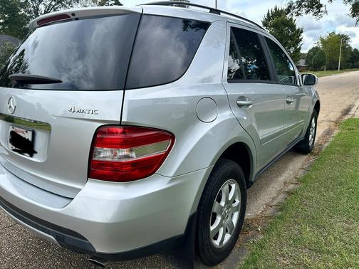 Gray 2006 Mercedes-Benz M-Class ML 350 4MATIC
