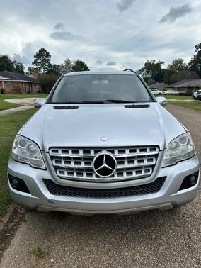 Gray 2006 Mercedes-Benz M-Class ML 350 4MATIC