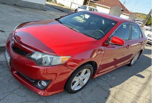 2014 Toyota Camry SE