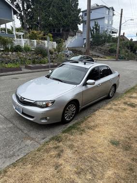 Silver 2010 Subaru Impreza 2.5 i Premium