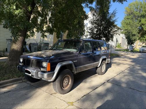 Blue 1996 Jeep Cherokee Country