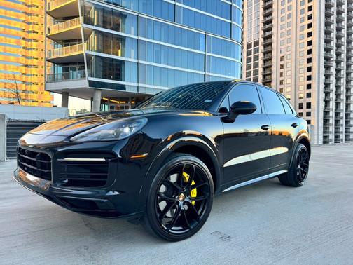 Black 2020 Porsche Cayenne Cayenne S