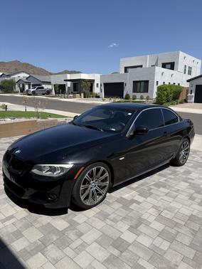Black 2012 BMW 335 i