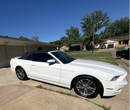 2014 Ford Mustang V6 Premium