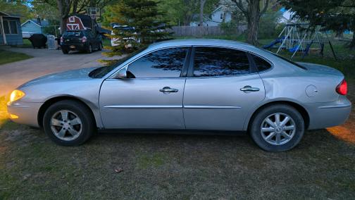 Silver 2005 Buick LaCrosse CX