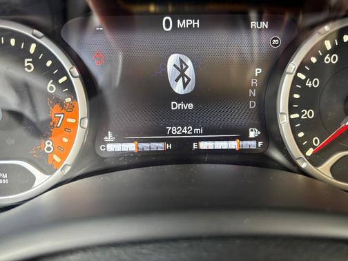 Red 2017 Jeep Renegade Latitude