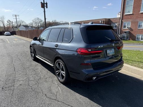 2022 BMW X7 xDrive40i