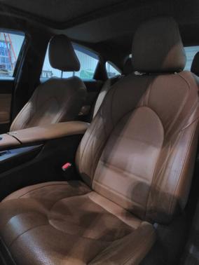 2022 Toyota Avalon Hybrid Limited