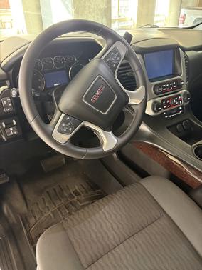 Gray 2015 GMC Yukon SLE