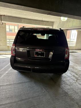 Gray 2015 GMC Yukon SLE