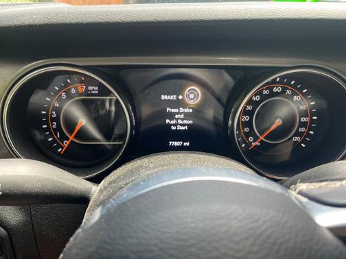 Gray 2020 Jeep Gladiator Overland