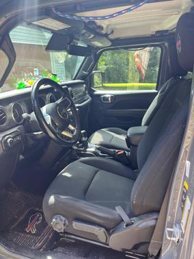 Gray 2020 Jeep Gladiator Overland