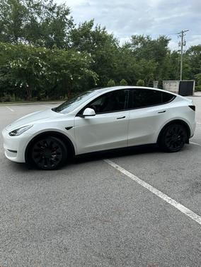 White 2022 Tesla Model Y Performance