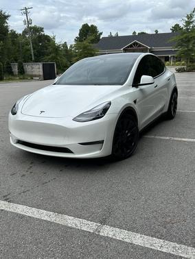 White 2022 Tesla Model Y Performance