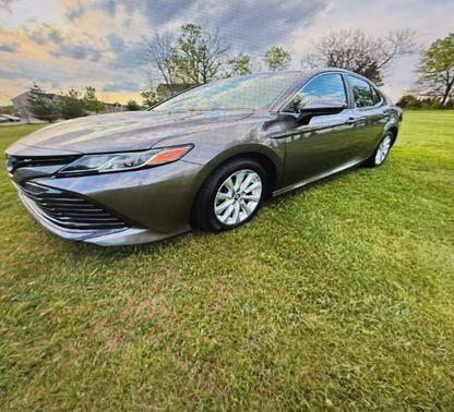 Gray 2018 Toyota Camry LE