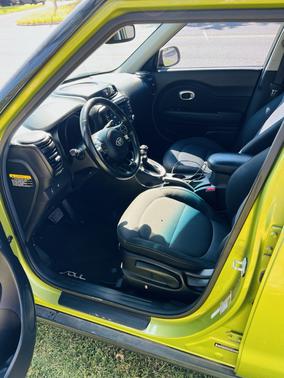 Green 2014 Kia Soul +