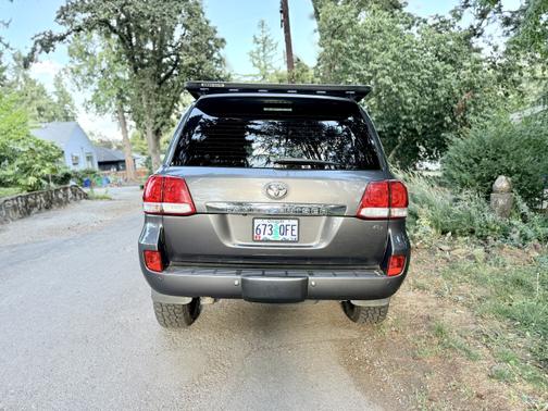 2008 Toyota Land Cruiser Base