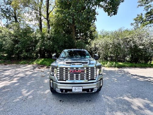 Silver 2024 GMC Sierra 2500 Denali