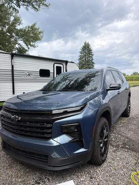 Blue 2026 Chevrolet Traverse LT