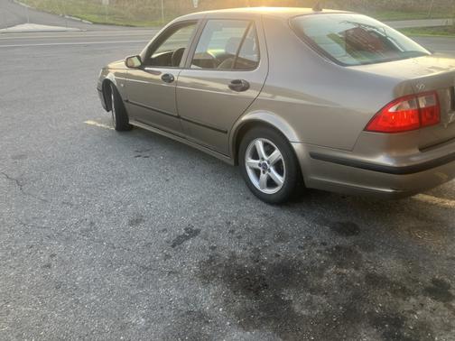 Brown 2004 Saab 9-5 Arc