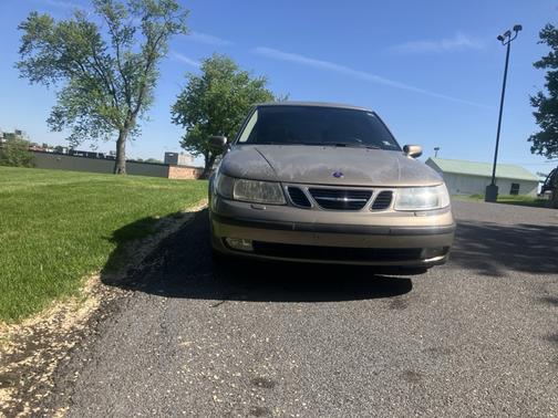 Brown 2004 Saab 9-5 Arc
