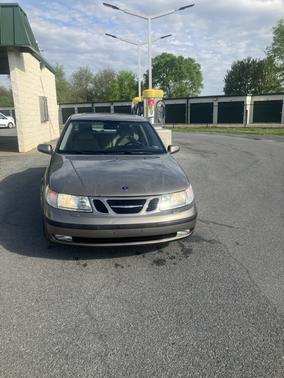 Brown 2004 Saab 9-5 Arc