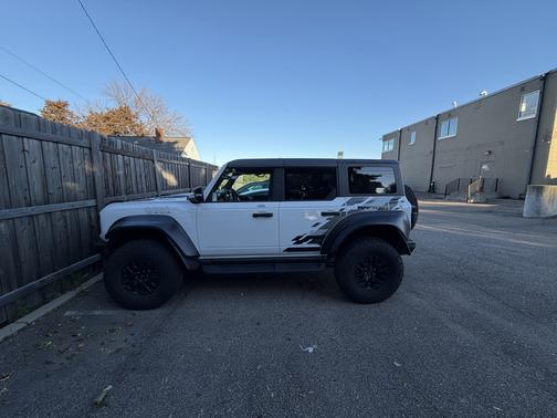 2023 Ford Bronco Raptor Advanced