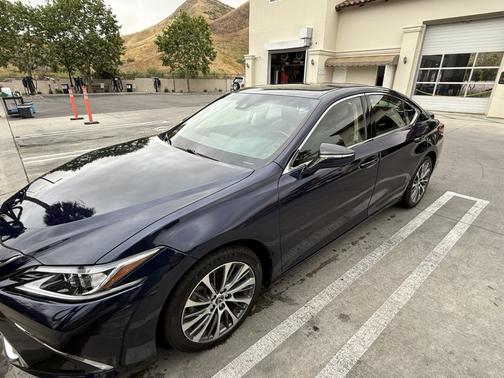Blue 2019 Lexus ES 300h Base