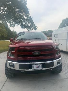 Red 2017 Ford F-150 XLT