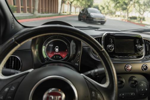 2016 FIAT 500e Battery Electric