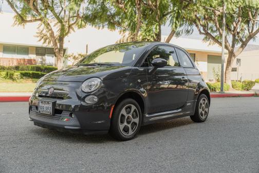 2016 FIAT 500e Battery Electric