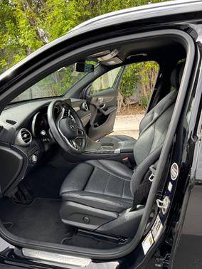 2021 Mercedes-Benz GLC 300 4MATIC