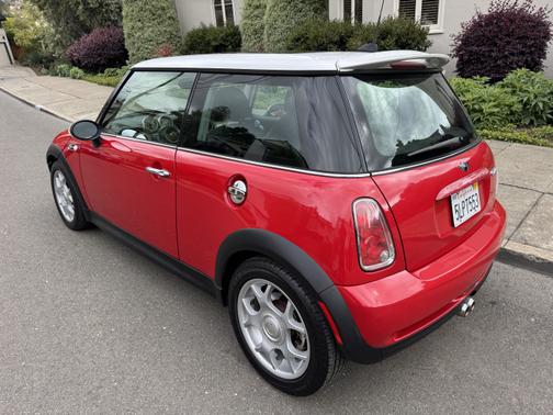 2005 MINI Cooper S Base