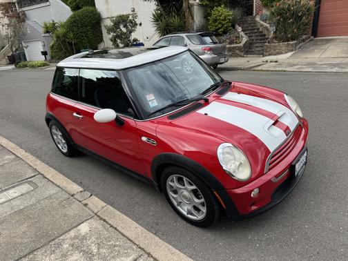 2005 MINI Cooper S Base