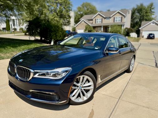 2017 BMW 750 i xDrive