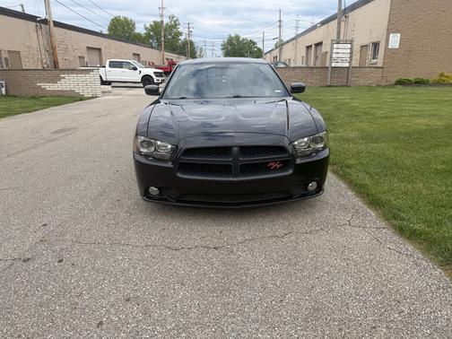 Black 2014 Dodge Charger R/T