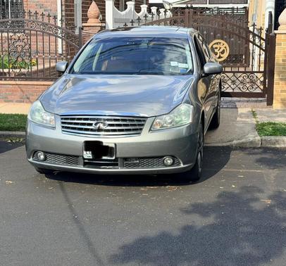 Gray 2007 INFINITI M35 x