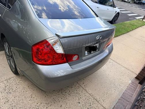 Gray 2007 INFINITI M35 x