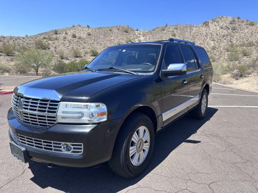 2014 Lincoln Navigator Base