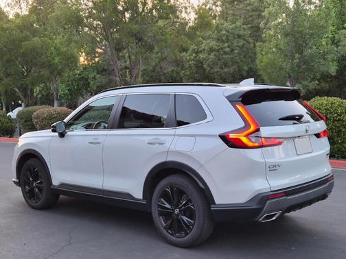 White 2023 Honda CR-V Hybrid Sport Touring