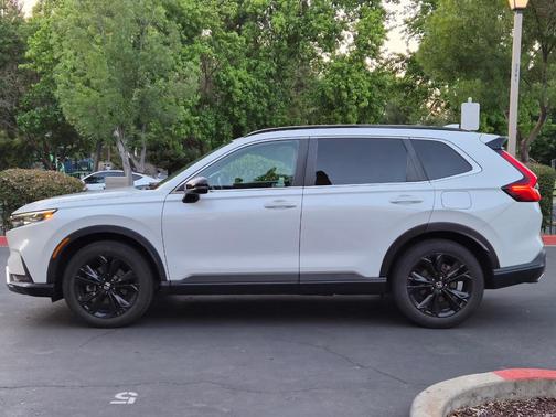 White 2023 Honda CR-V Hybrid Sport Touring