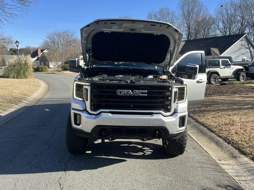 2023 GMC Sierra 2500 SLT