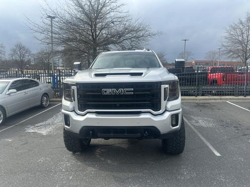 2023 GMC Sierra 2500 SLT