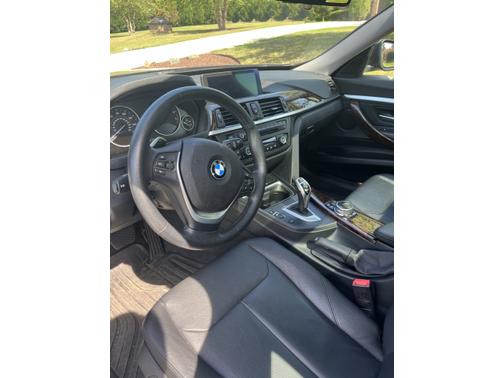 Photo 2 of 4 of 2014 BMW 335 Gran Turismo i xDrive
