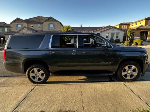 2020 Chevrolet Suburban LT