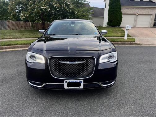 Black 2017 Chrysler 300C Base