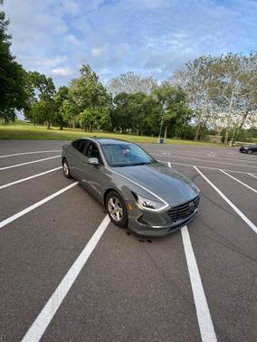 Gray 2021 Hyundai SONATA SE